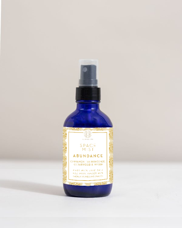 Abundance: Cinnamon, Frankincense, Cedarwood & Myrrh Space Mist